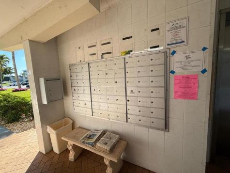 3022 Ainslie B Boca Raton FL 33434