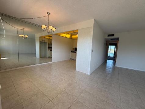 3022 Ainslie B Boca Raton FL 33434