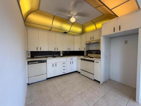 3022 Ainslie B Boca Raton FL 33434