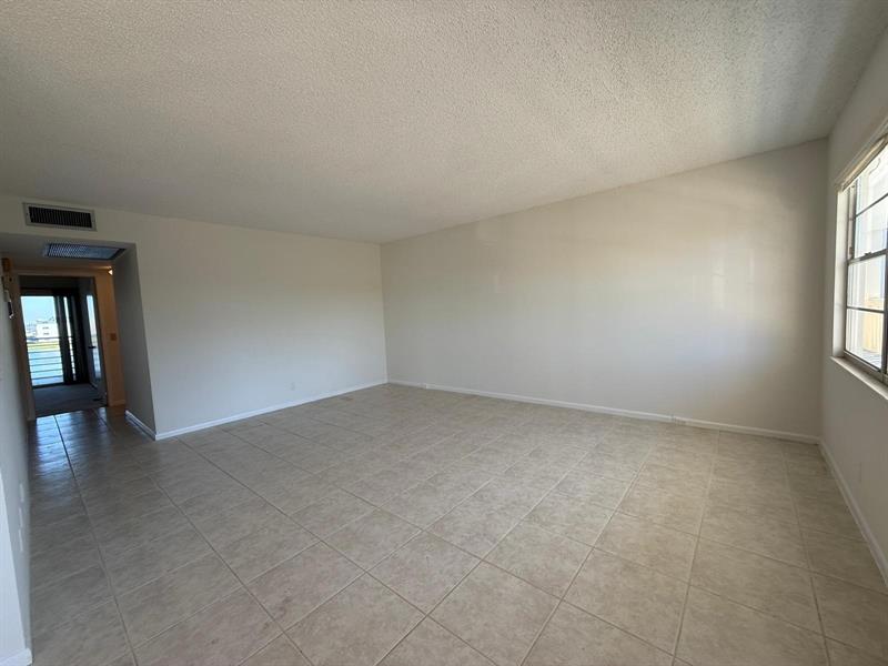 3022 Ainslie B Boca Raton FL 33434