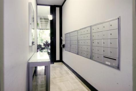 2480 Presidential Way West Palm Beach FL 33401