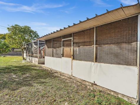 2551 N 40th Avenue Hollywood FL 33021