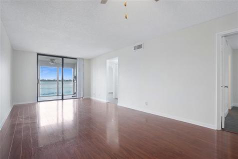 109 Lake Emerald Drive Oakland Park FL 33309