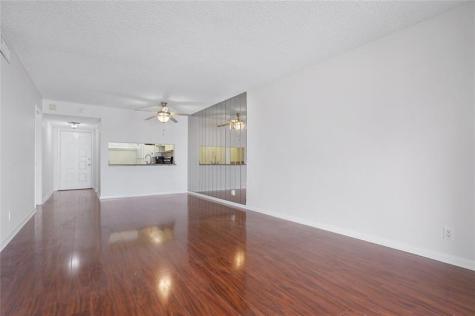 109 Lake Emerald Drive Oakland Park FL 33309