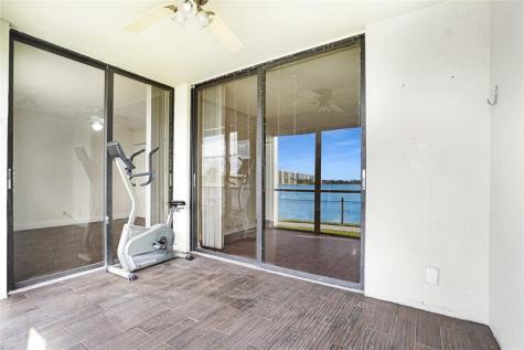 109 Lake Emerald Drive Oakland Park FL 33309