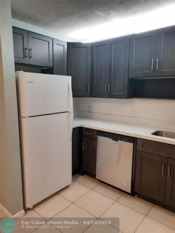 3253 NW 104 Coral Springs FL 33065