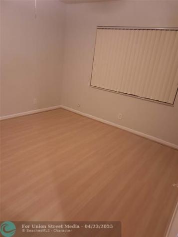 3253 NW 104 Coral Springs FL 33065