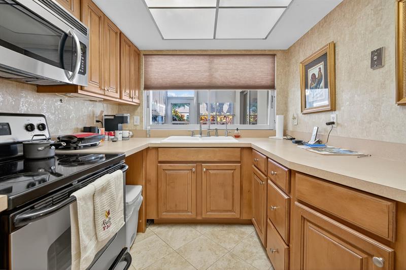 5580 Tamberlane Circle Palm Beach Gardens FL 33418