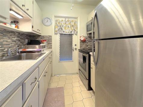 2800 W Golf Boulevard Pompano Beach FL 33064