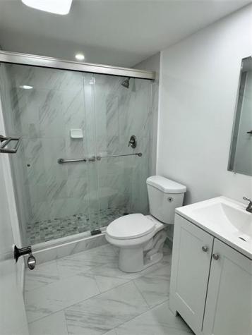 3980 Oaks Clubhouse Drive Pompano Beach FL 33069