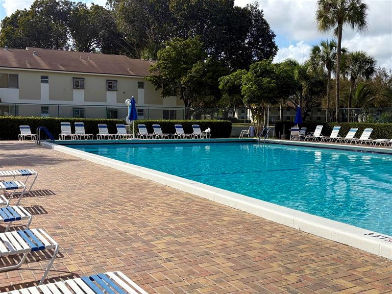 102 Gardens Drive Pompano Beach FL 33069