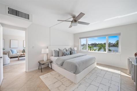 215 N Birch Road Fort Lauderdale FL 33304