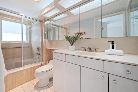 215 N Birch Road Fort Lauderdale FL 33304