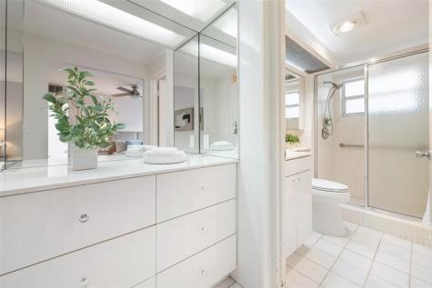 215 N Birch Road Fort Lauderdale FL 33304