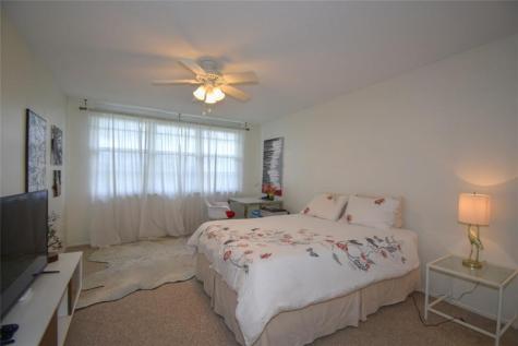 806 Cypress Grove Lane Pompano Beach FL 33069