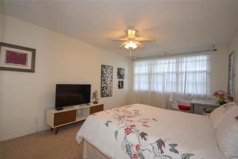 806 Cypress Grove Lane Pompano Beach FL 33069