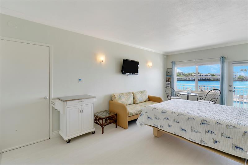 2508 Bay Drive Pompano Beach FL 33062