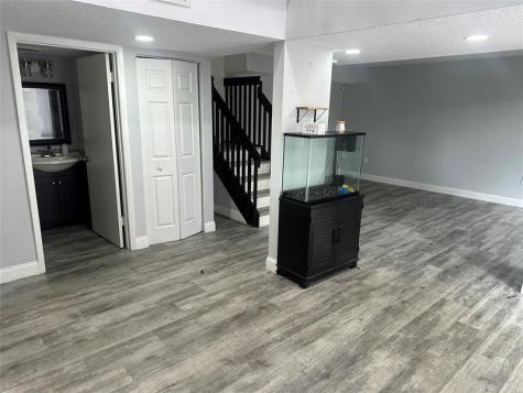 3263 NW 44th Street Oakland Park FL 33309