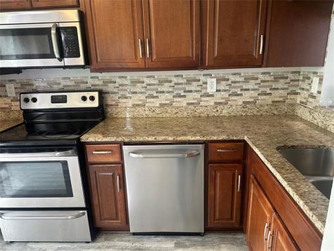 3263 NW 44th Street Oakland Park FL 33309