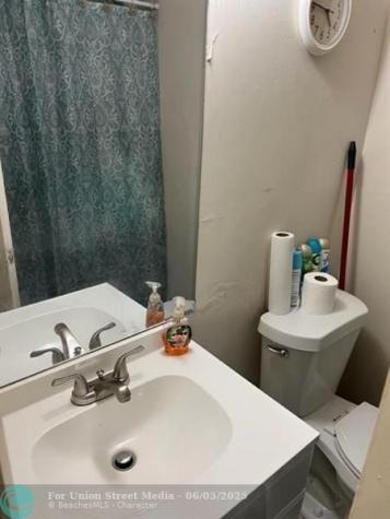 4220 NW 21st Street Lauderhill FL 33313