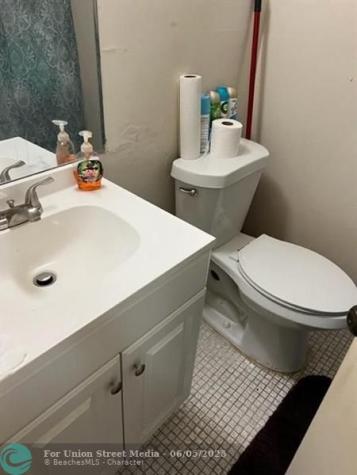 4220 NW 21st Street Lauderhill FL 33313