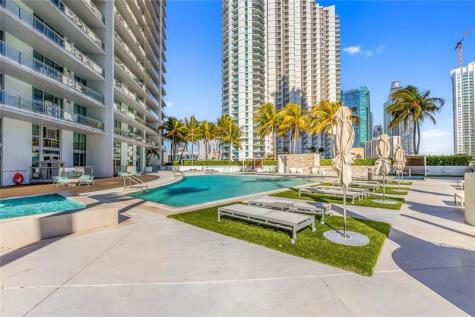 90 SW 3rd Street Miami FL 33130