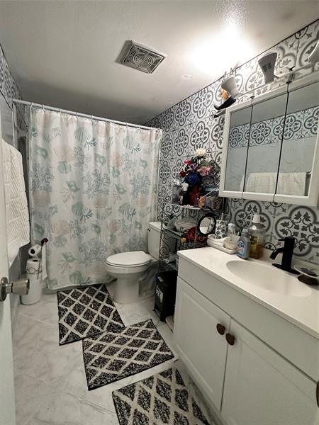 2400 NE 10th Street Pompano Beach FL 33062