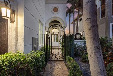 549 NE 19th Avenue Deerfield Beach FL 33441