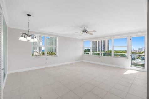 3333 NE 34th Street Fort Lauderdale FL 33308