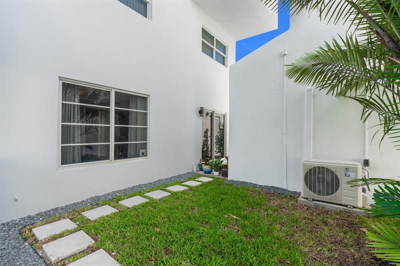 2870 NE 14th Street Causeway Pompano Beach FL 33062