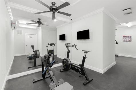 2870 NE 14th Street Causeway Pompano Beach FL 33062