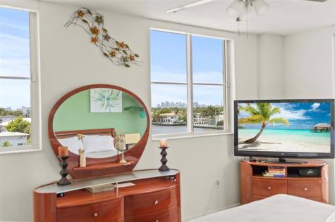 3020 NE 32nd Avenue Fort Lauderdale FL 33308