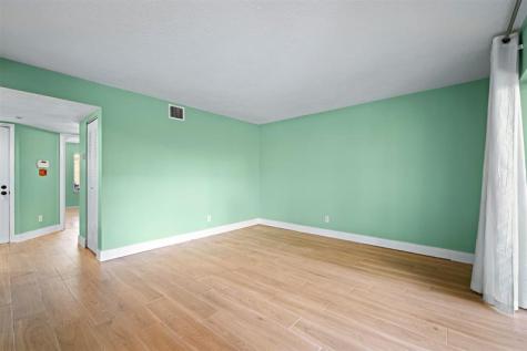 913 Coral Club Drive Coral Springs FL 33071