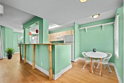 913 Coral Club Drive Coral Springs FL 33071