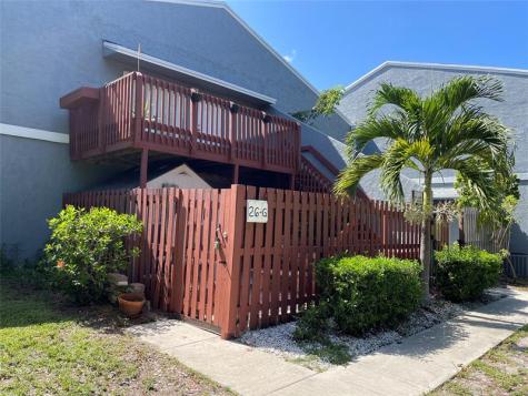 26 Crossings Circle Boynton Beach FL 33435