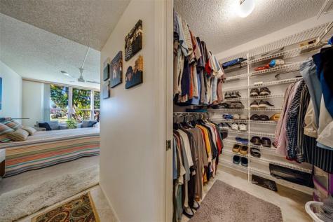 3980 Oaks Clubhouse Drive Pompano Beach FL 33069