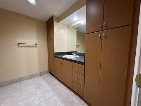 6630 Racquet Club Drive Fort Lauderdale FL 33319