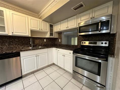 6630 Racquet Club Drive Fort Lauderdale FL 33319