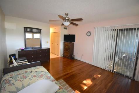 1713 NW 73rd Avenue Plantation FL 33313