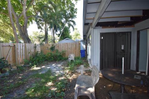 1713 NW 73rd Avenue Plantation FL 33313