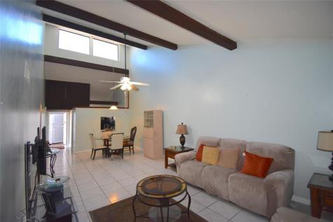 1713 NW 73rd Avenue Plantation FL 33313