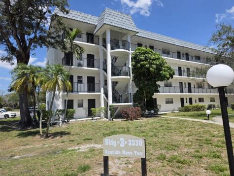 3330 Spanish Moss Terrace Lauderhill FL 33319