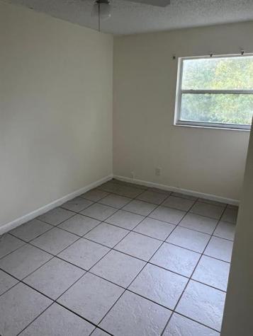 950 SW 74th Avenue North Lauderdale FL 33068