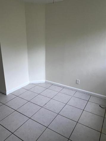 950 SW 74th Avenue North Lauderdale FL 33068