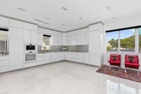 3021 Riomar Street Fort Lauderdale FL 33304