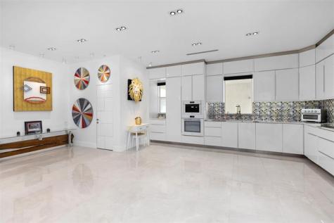 3021 Riomar Street Fort Lauderdale FL 33304