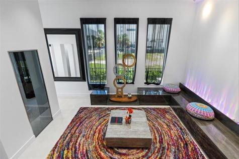 3021 Riomar Street Fort Lauderdale FL 33304
