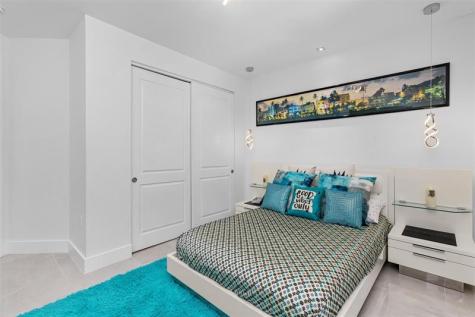 3021 Riomar Street Fort Lauderdale FL 33304