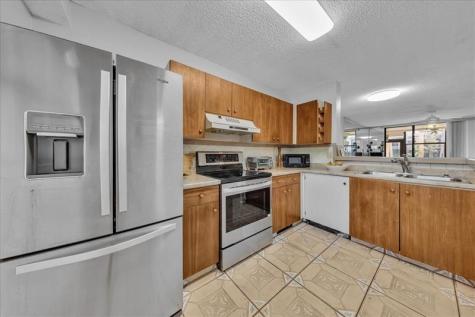 7737 NW 79th Avenue Tamarac FL 33321