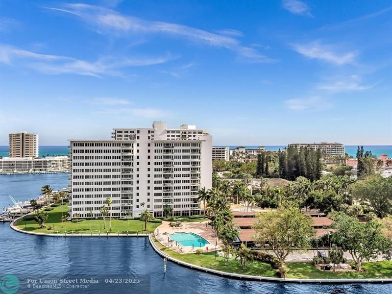 701 E Camino Real Boca Raton FL 33432